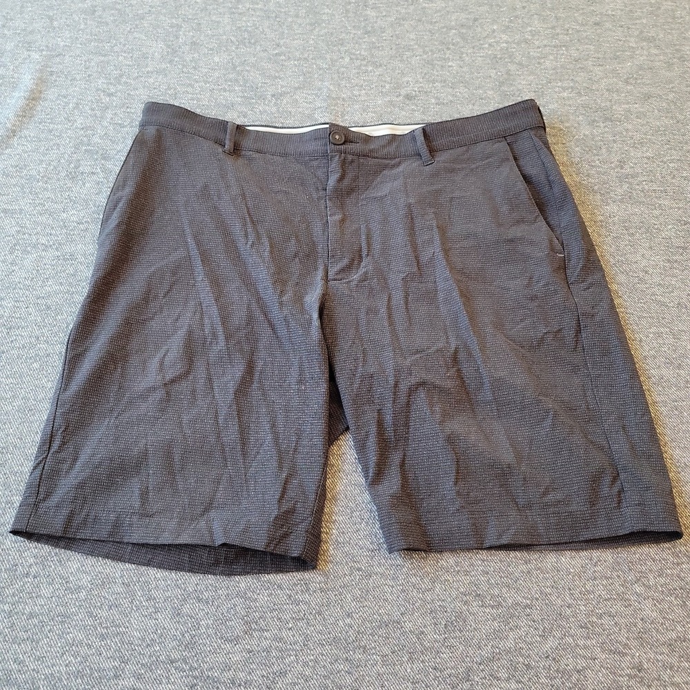 Tommy Bahama Chip Shot Shorts Mens 38 Black Performance Golf Stretch Island Zone